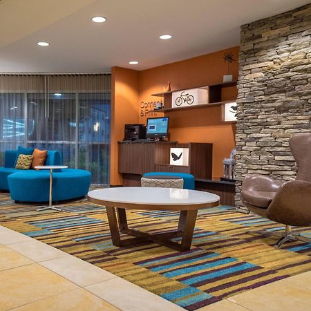 Fairfield Inn & Suites By Marriott Knoxville/East Interior photo